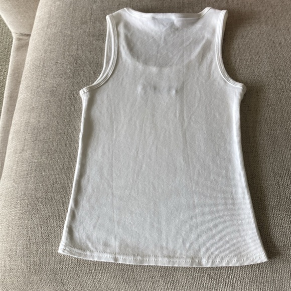 Shady - Picture 2 of 2